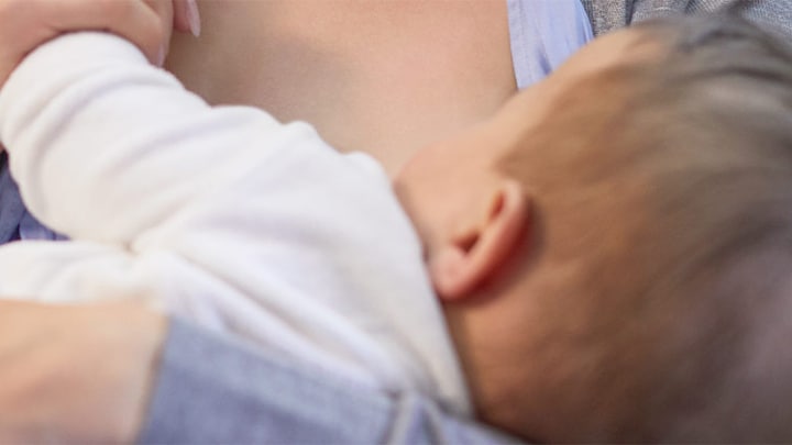 Answers to your 10 breastfeeding questions