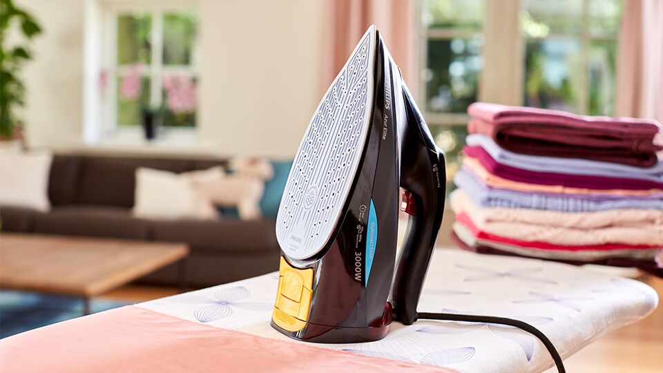 Philips steam irons, Azur Elite product video, GC5037/80