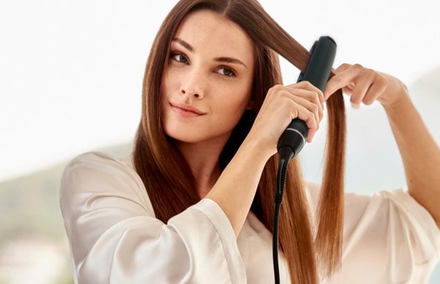 How to thicken hair with curlers or straighteners